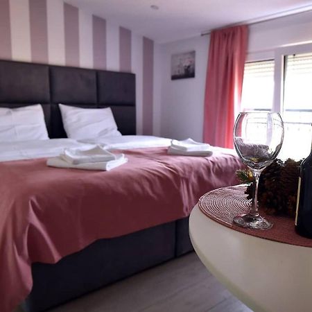 Studio Apartments Bulevar Podgorica Zewnętrze zdjęcie