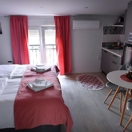 Studio Apartments Bulevar Podgorica Zewnętrze zdjęcie
