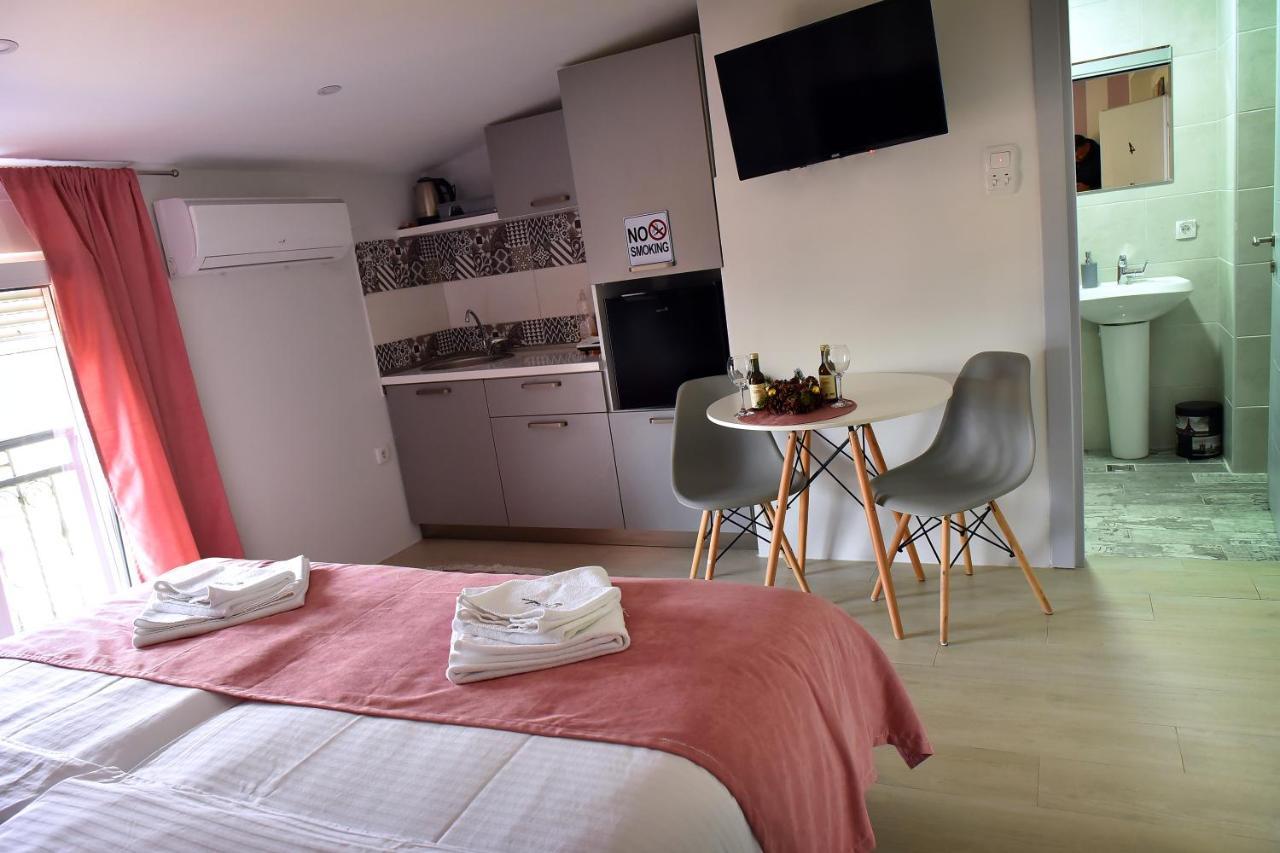 Studio Apartments Bulevar Podgorica Zewnętrze zdjęcie